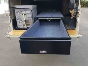 79 series land cruiser single drawer with fridge on the side, drawer fully extended