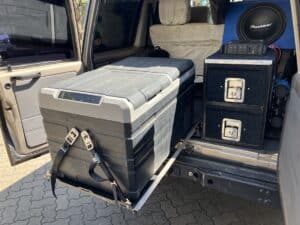 lc76 stacked drawers with fridge slide