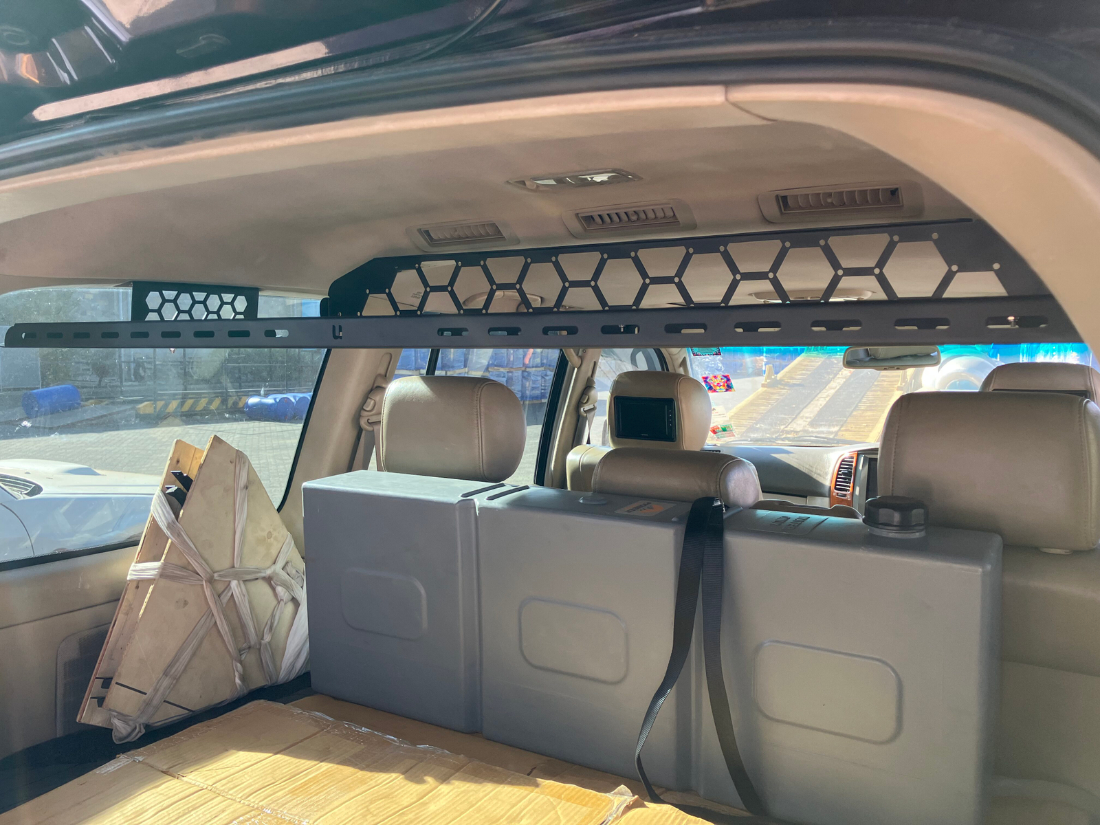 Toyota Landcruiser 100 Series Roof Shelf - Image 4